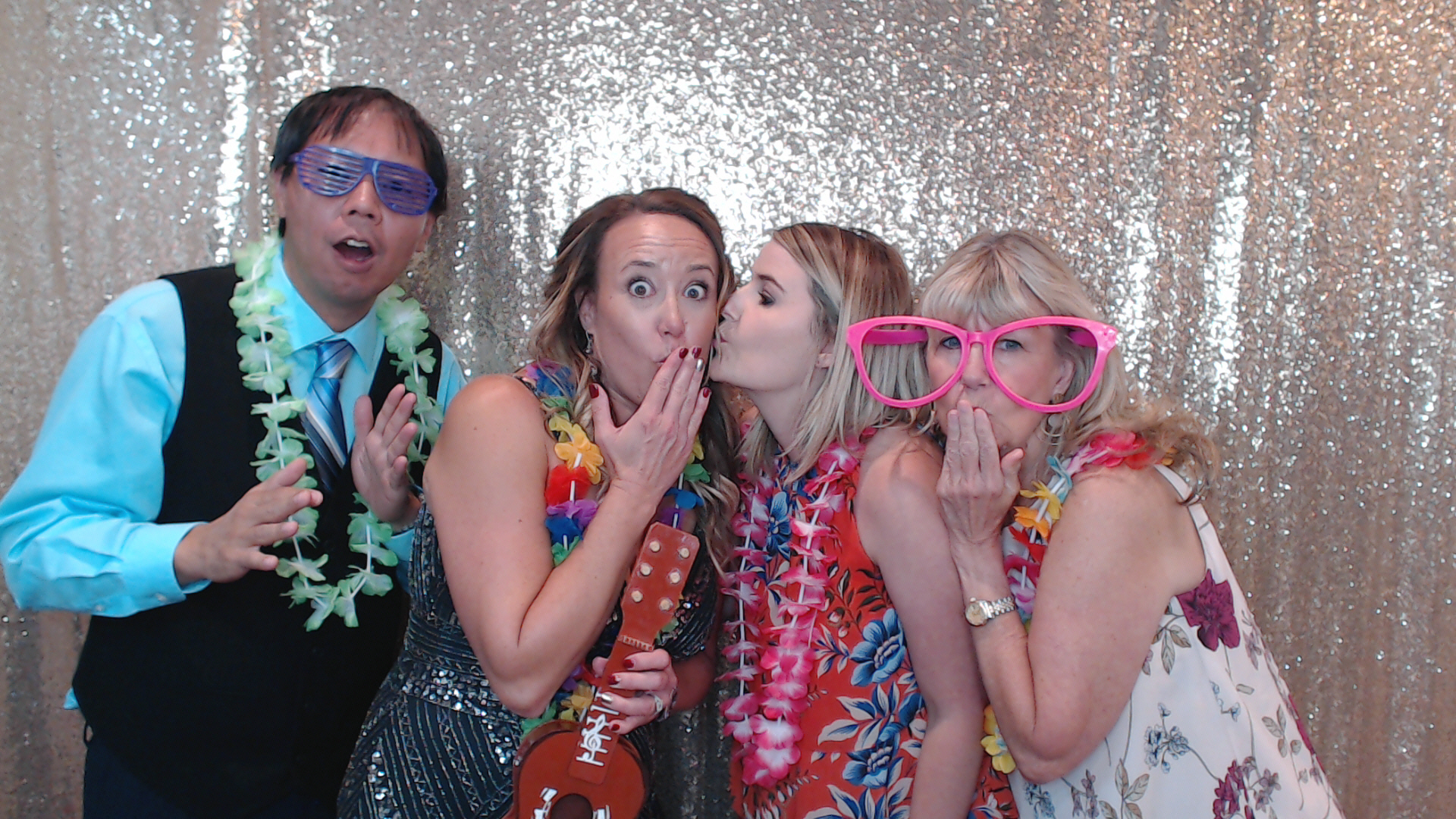 Jorden and Benjamin are getting hitched | View more photos from the event at gallery.photoboothbillings.com/u/PhotoBoothBillings/Jorden-and-Benjamin-are-getting-hitched
